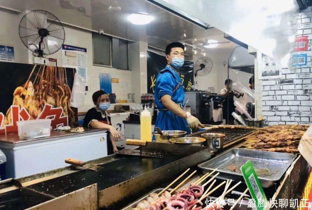  步行街|北戴河这条超火步行街，晚上十点仍热闹非凡！