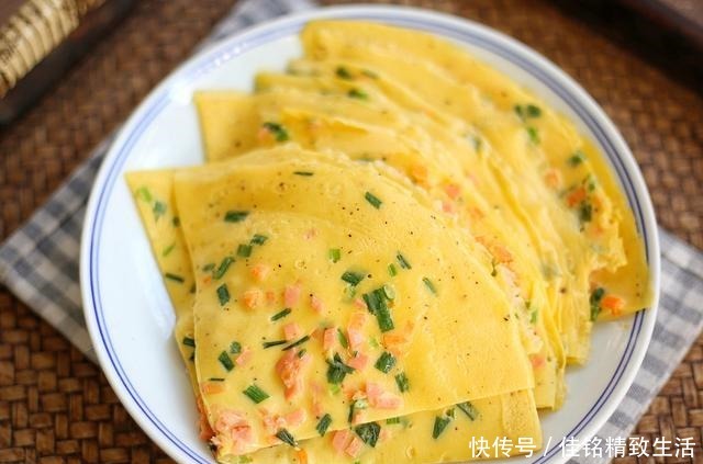 美味|这款早餐饼的做法也太简单了,10分钟就能搞定,快手省事还美味