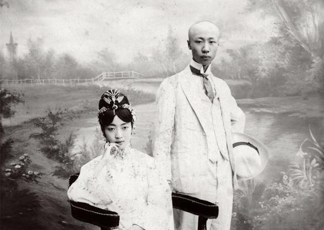 婉容|溥仪婚礼耗费40万,亲自点了一出《霸王别姬》,成为后世笑柄