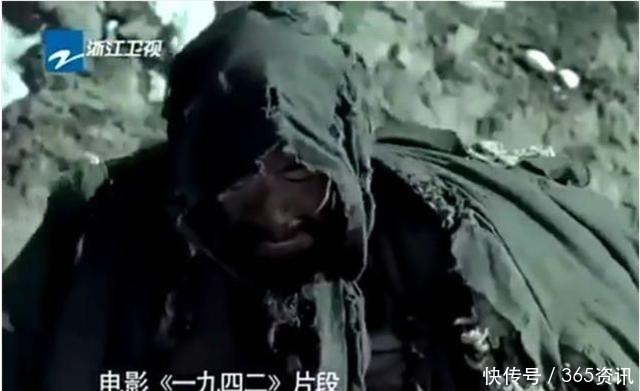 认出|小姑娘上台后无人认出,知道是谁后,冯小刚张国立和成龙泪洒当场