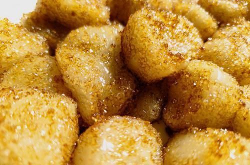 蒸好的糯米|教你在家做糯米果,不煎不油炸,口感软糯,甜甜的好好吃