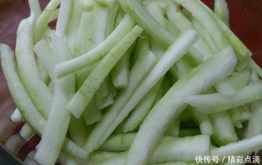 西瓜皮|7月里,爱吃西瓜还不如多吃它,润肠通便瘦小腹