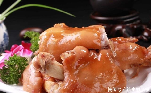 好吃|酱猪蹄时,这样做一次就成功,味道比外面做的还好吃