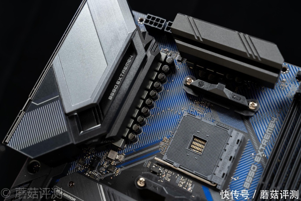 华擎|一块性价比超高的B550主板、华擎B550 Extreme4极限玩家主板 评测