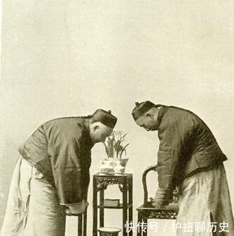 越来越|感觉在农村，人情味儿是越来越淡了，好怀念过去的生活