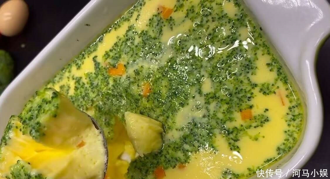  简单|蒸鸡蛋糕看似简单，但是一不小就蒸老了，注意2点保证鲜嫩又营养