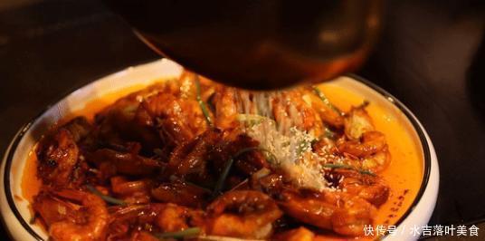 解馋|茄味油焖虾,用家常的做法,酸甜可口解馋又过瘾