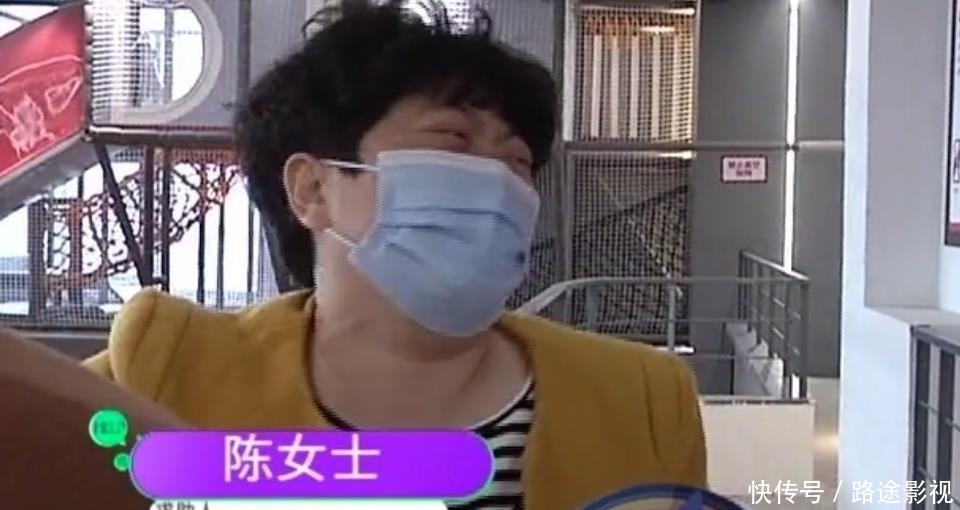 腿部挤压到|22岁女儿跳蹦床致截瘫，大小便不能自理，母亲讨说法，网友却说：活该