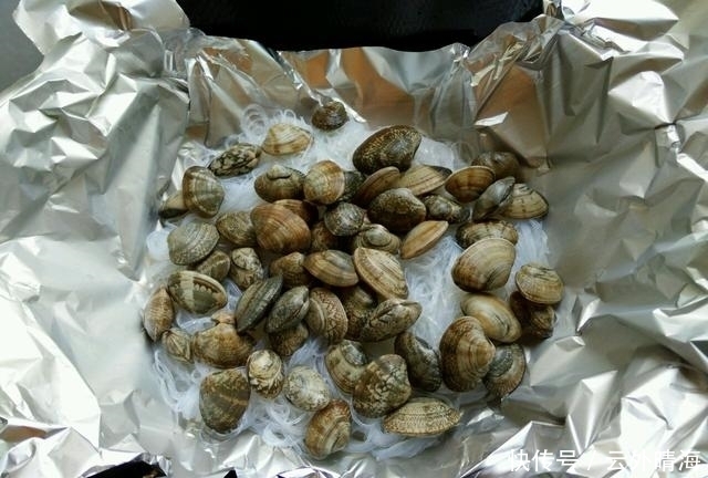 海鲜酱|人气火爆的花甲粉,在家也能做,十分简单,比外面做的还好吃