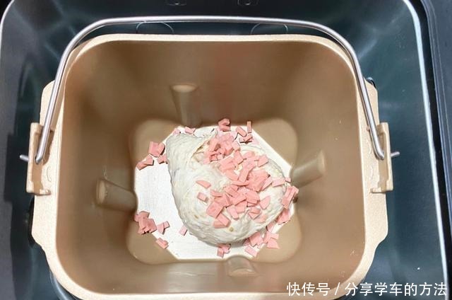 好吃|比甜面包好吃的双重芝士咸面包,一次发酵做法简单,芝士控快学!