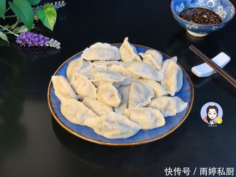 芹菜|秋天吃饺子,韭菜芹菜都不如这个馅,2块钱一把,鲜香味美特好吃
