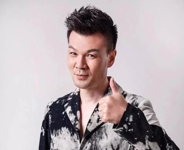 齐名|从综艺一哥到销声匿迹,曾力压何炅,齐名吴宗宪的李彬得罪了谁