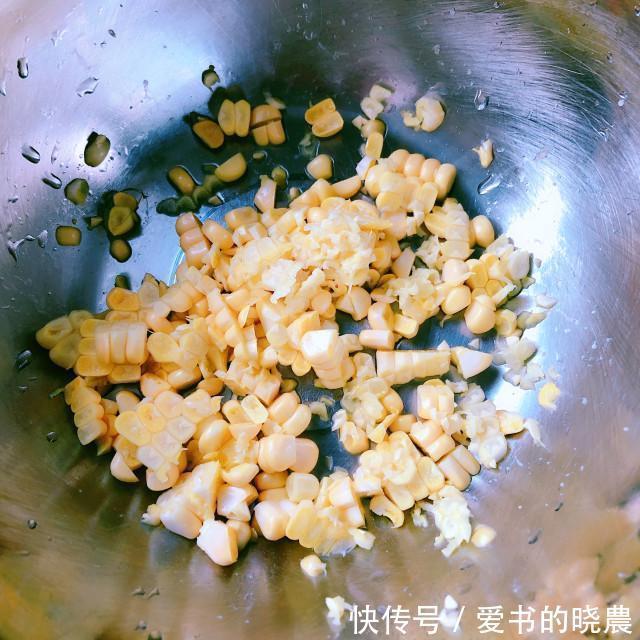 红薯|红薯玉米鸡肉饼,外脆里嫩,好吃又饱腹