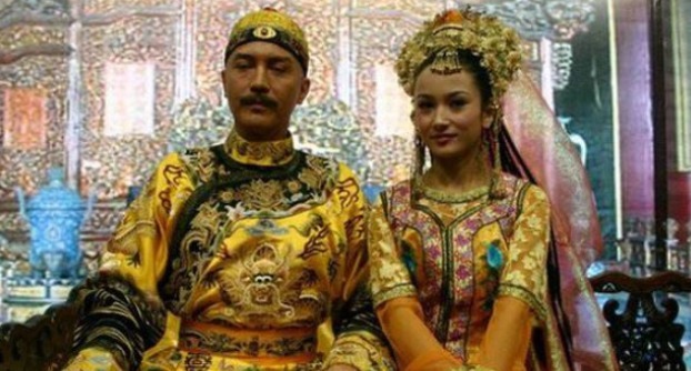 皇帝|史上有一位皇帝,在位期间他从不坐龙椅,不称朕,也不碰一个妃