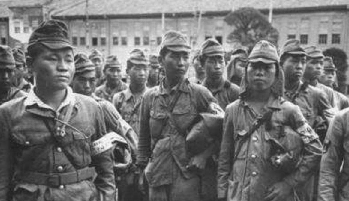 日本|日本军人军帽上的两块破布是干啥用的？你知道吗？