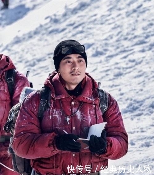 康复中心|演员陈龙现身康复中心制作假肢,背后真相竟是……