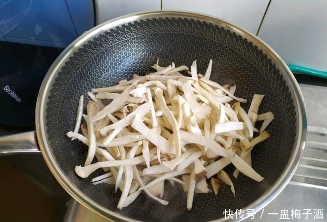 肉类|秋天大鱼大肉不如它,1个2元很实惠,营养价值不输肉类