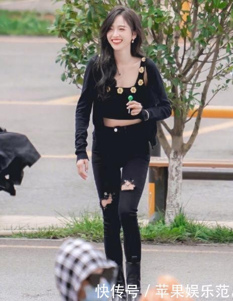 搭配同色系|看多了淑女风,不妨试试“酷姐姐”,超帅气