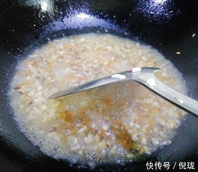 升级|#一道菜表白豆果美食# 水煮西兰花再升级，低脂少油更鲜美