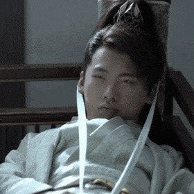 二代|这个富二代,活成了王思聪的反面