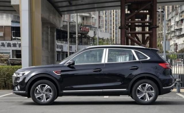  配带|豪车中的性价王全系20T，低配带BOSS音响，18万起好评一片