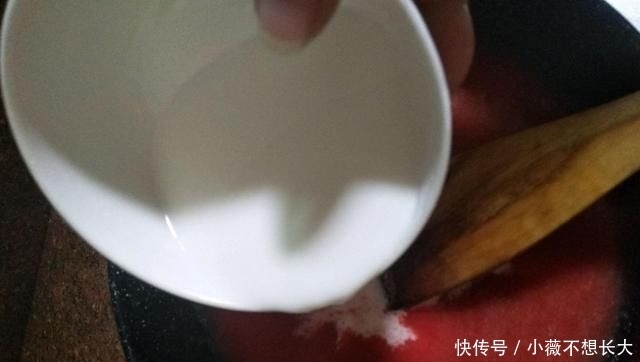  爽口|西红柿别炒鸡蛋了,教你好吃做法,Q弹爽口...