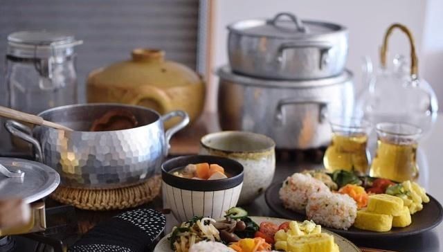  妈妈|离异妈妈带娃，懂事的12岁儿子为娘掌勺，日式家居生活堪称完美