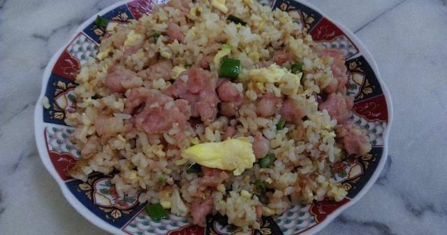  桃园建民牛|学会这样做土豆香肠炒饭，营养美味超好吃，孩子一次能吃一大碗