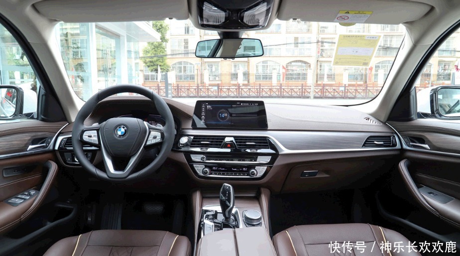  宝马|6.9秒破百，车长5米还配全时四驱，宝马5系这次做对了吗？