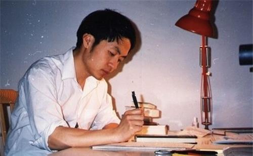  威胁|婚前威胁岳父，婚后逼妻子打胎，与情人同居4年，最后斧头杀妻