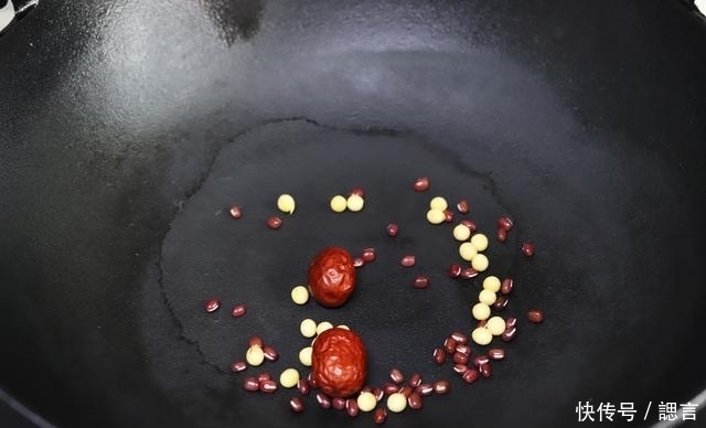 黄豆|豆浆别只会打黄豆的,试试这个混合豆浆,香味醇厚,补血养颜