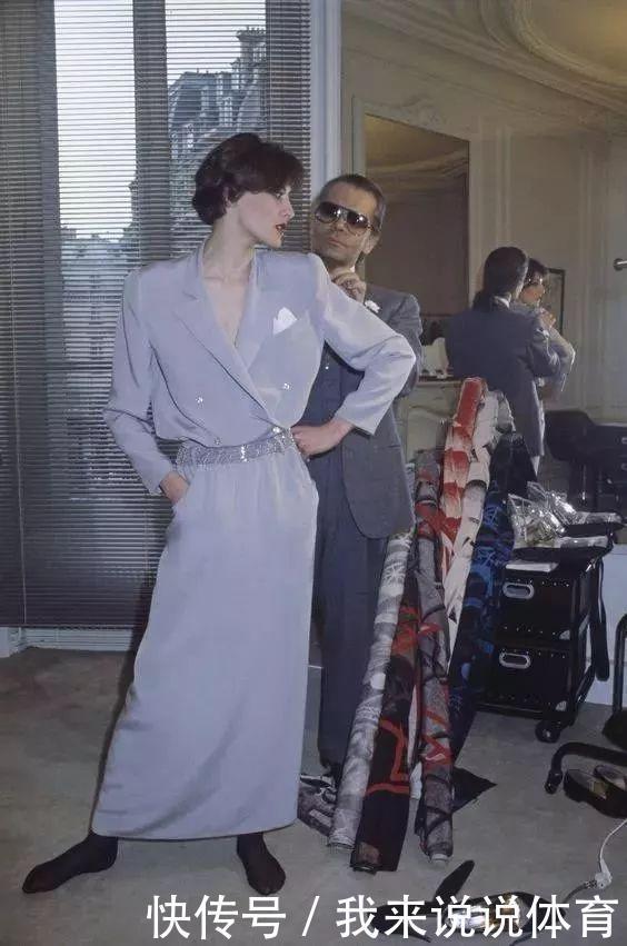 演绎|她是香奈儿首个专属模特,如今60岁,将法式优雅演绎到老