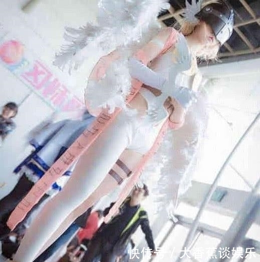 身材|00后高中生cos“天女兽”,身材火爆神还原,网友:求别摘面具!