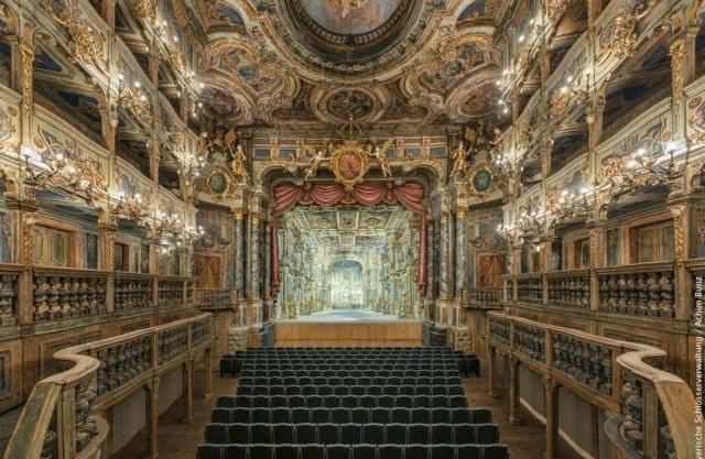 古城堡|60几岁的古城堡之途为什么能一直维持“青春年少”?