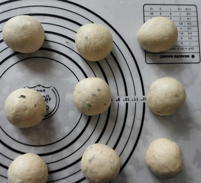 口吃|一款操作简单的餐包,添加了白味噌和葱花,空口吃味道也是棒棒的