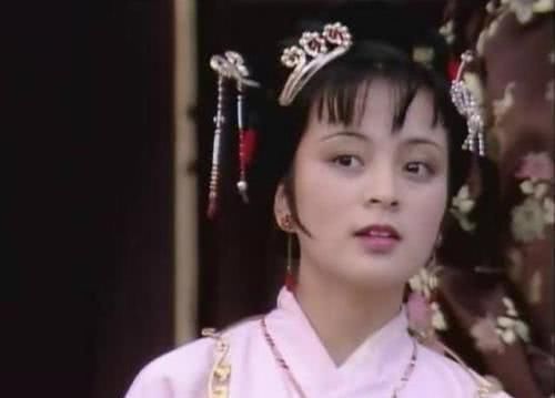  油腻腻|贾府中人人都嫌饭菜油腻，厨房却不肯做出改变，为什么