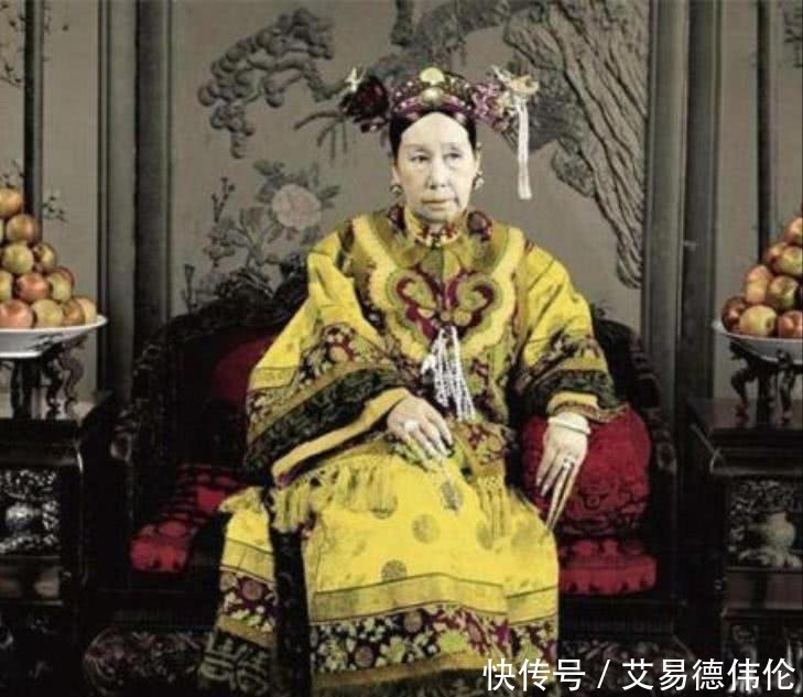 观音菩萨|历史上真实的慈禧样貌,拍照喜欢扮成观音菩萨,还要选个黄道吉日