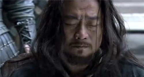 武将|在三国时期，他是唯一让关羽心甘情愿下跪的武将，此人是谁？