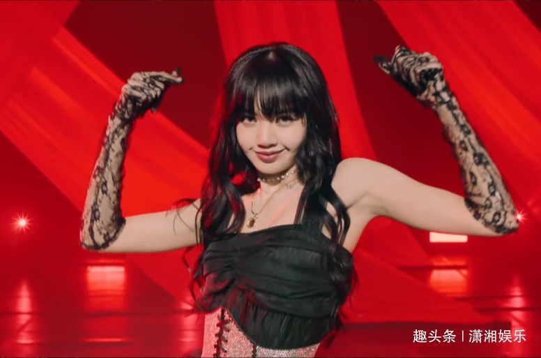  竞选C位|C位输给金子涵，长发造型被吐槽，刘雨昕雪上加霜