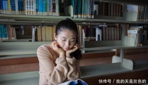 群里|宝妈在微信群里炫富,其他家长直接退群,家长炫富对孩子有哪些影响?