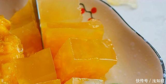 简单|芒果布丁，简单几步，在家就能做，果肉丰富无添加，孩子爱吃