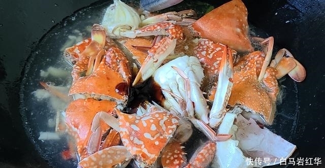 美味|蒜蓉螃蟹的家常做法,很好吃的一道美食,简单美味,想吃就做