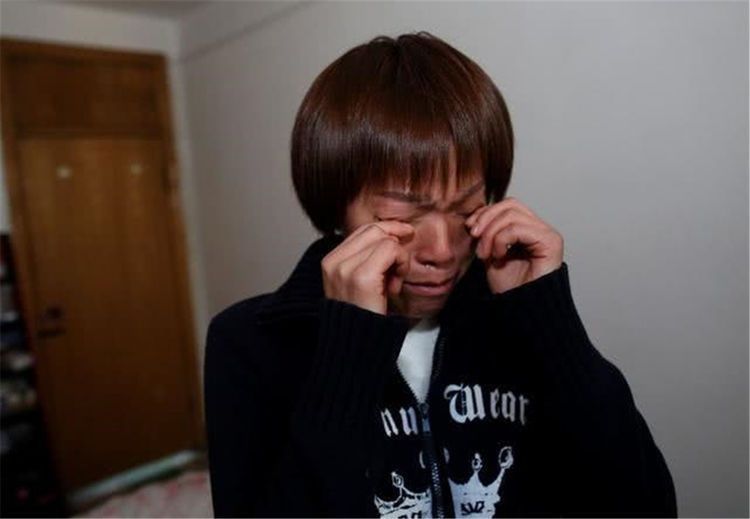 成讨好型人|“这很公平”7只虾,妈妈分5只给儿子,2只给女儿,偏心还不自知