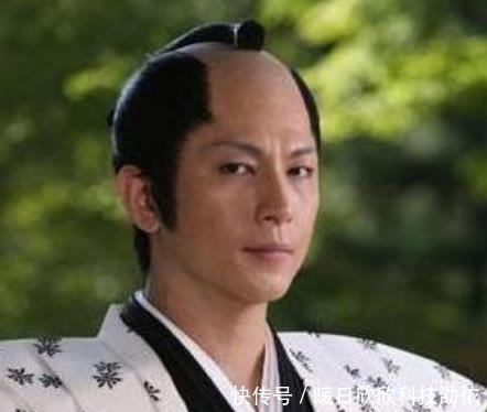 飞机|日本学者出一上联：“本日飞机飞日本”，我们接的下联更霸气