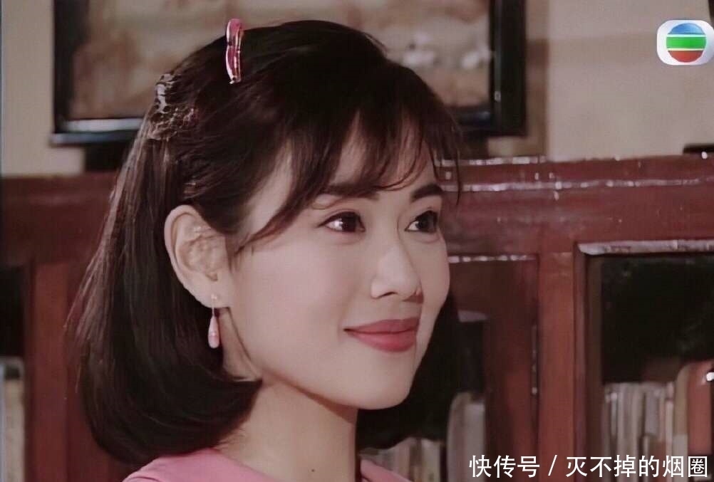 黄圣依|乘风破浪的姐姐们,年轻时颜值有多高?看8张照片,真是太美了!