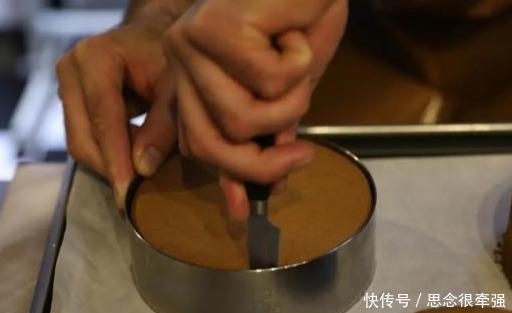 吉利丁块|甜品界的“新贵”!征服无数吃货的芒果香草蛋糕,一口甜到你心坎
