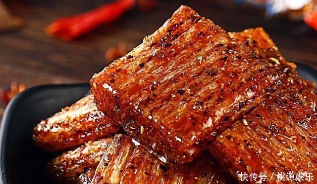 老外|继辣条之后,又一中国零食在国外走红,老外的吃法却让人不得不服