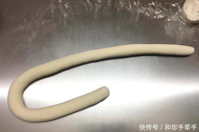 面团|想吃馒头学我这样做,又香又软,一次发酵更省时