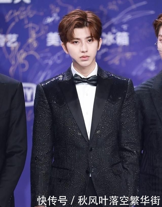 嘉宾|《奔跑吧兄弟》第八季大换血?飞行嘉宾关晓彤婚纱装惊艳全场!