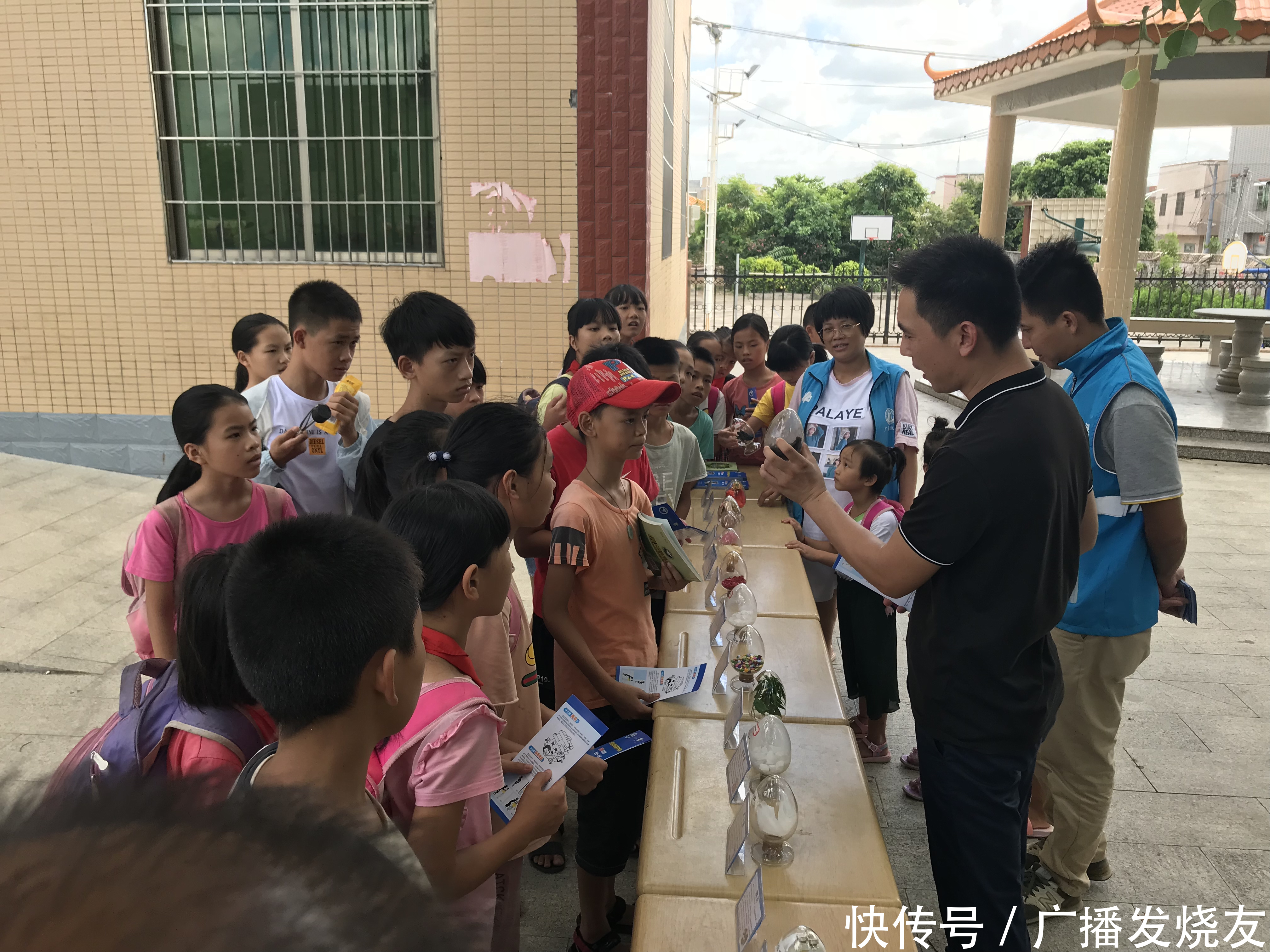  宣传|政社携手，禁毒宣传进社区